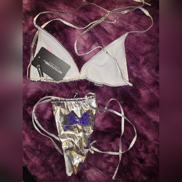 Pretty Little Thing Silver Vinyl Adjustable Tie Side Bikini NWT 0/10 - Picture 4 of 6